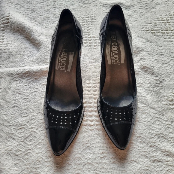 Just Capucci- Black, slip on style pointy toe heel. - Picture 2 of 11